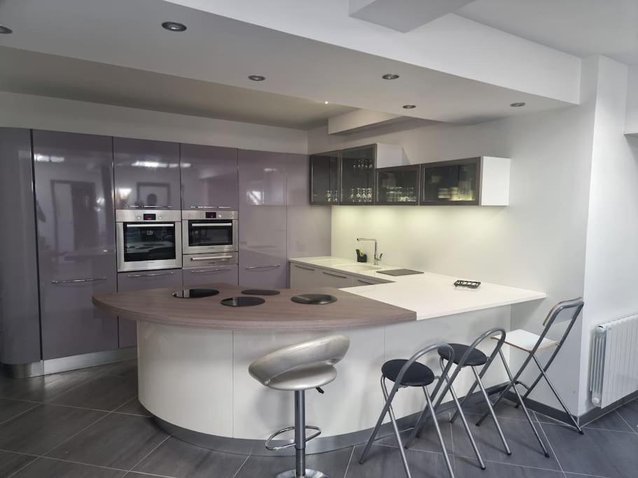 Appartement En Centre-Ville Aurillac Zewnętrze zdjęcie